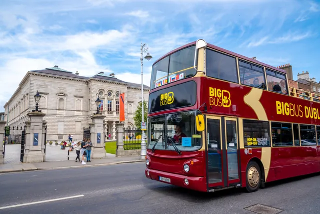Dublin: Big Bus Hop-On, Hop-Off Tour with Live Guides — hop-on hop-off Dublin
