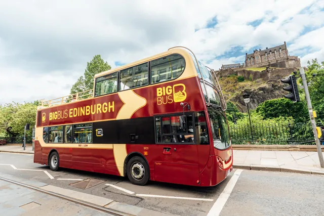 Edinburgh: Big Bus Hop-On, Hop-Off Tour by Open-Top Bus — hop-on hop-off Edinburgh