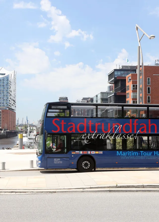 1-Day Hop-on/Hop-off Bus Tour of Hamburg Line D — hop-on hop-off Hamburg