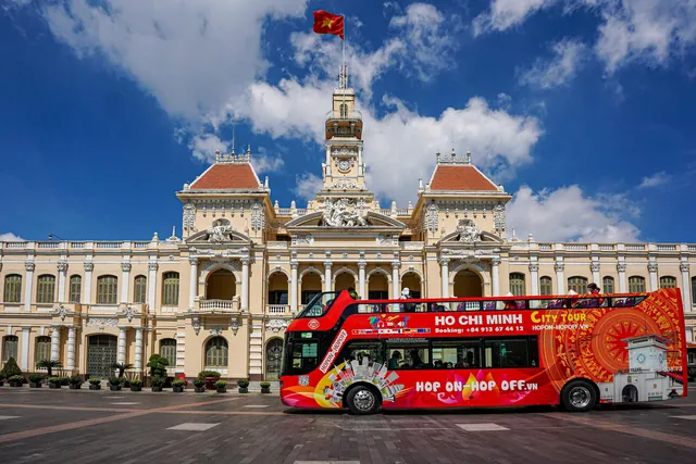 24H-HO CHI MINH CITY TOUR- HOP ON - HOP OFF BUS — hop-on hop-off Ho Chi Minh City