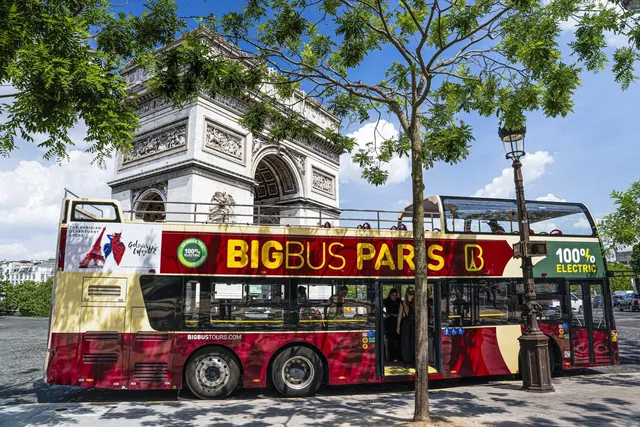 Paris: Big Bus Hop-on Hop-off Tour & Panoramic Night Tour — hop-on hop-off Paris