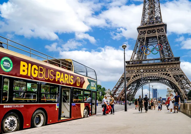 Paris: Big Bus Hop-On Hop-Off Tour with Optional Cruise — hop-on hop-off Paris