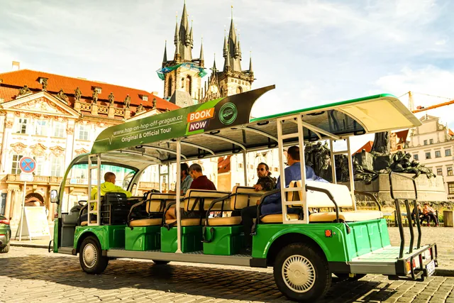 Prague: Full-Day Hop-On-Hop-Off Audio-Guided E-Bus Ticket — hop-on hop-off Prague