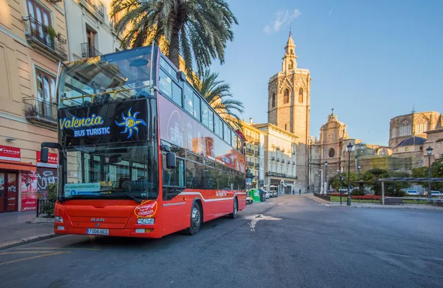 Valencia: 48 hour Hop-On-Hop-Off Bus Ticket and San Nicolás — hop-on hop-off Valencia