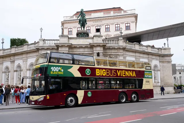 Vienna: Big Bus Hop-On, Hop-Off Sightseeing Tour — hop-on hop-off Vienna