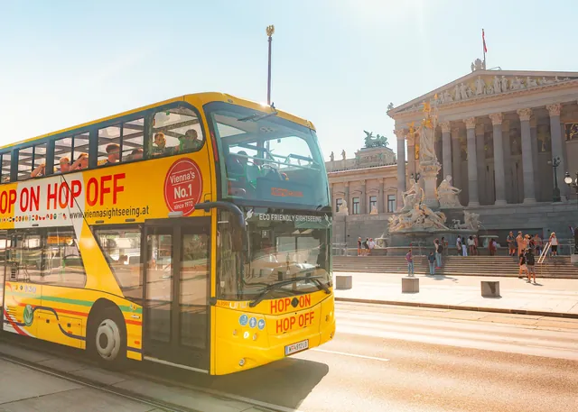 Hop-on hop-off bus tour Vienna — boarding near Schönbrunn Palace